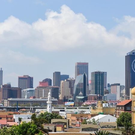 Millennium Hotel Johannesburg Exterior photo